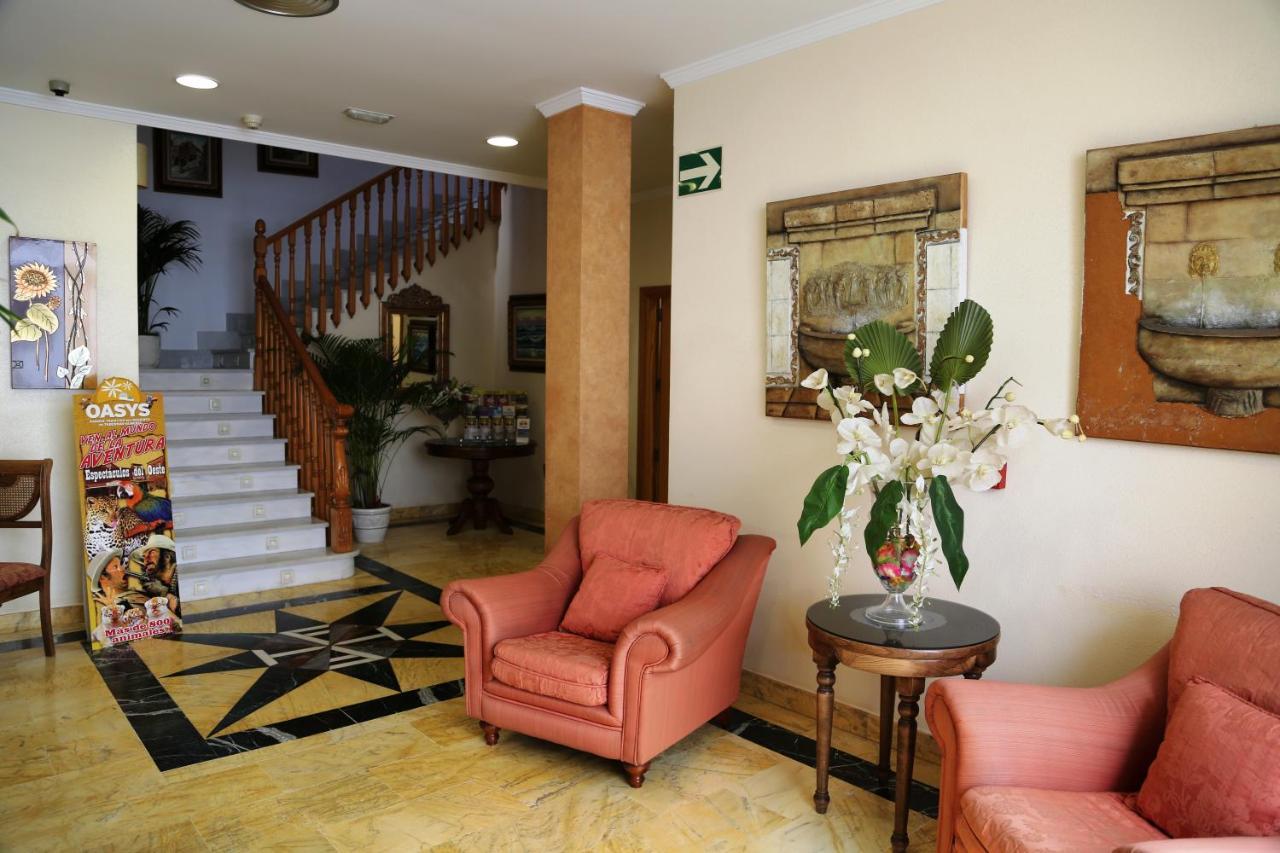 Tio Felipe Costa de Almeria Exterior foto